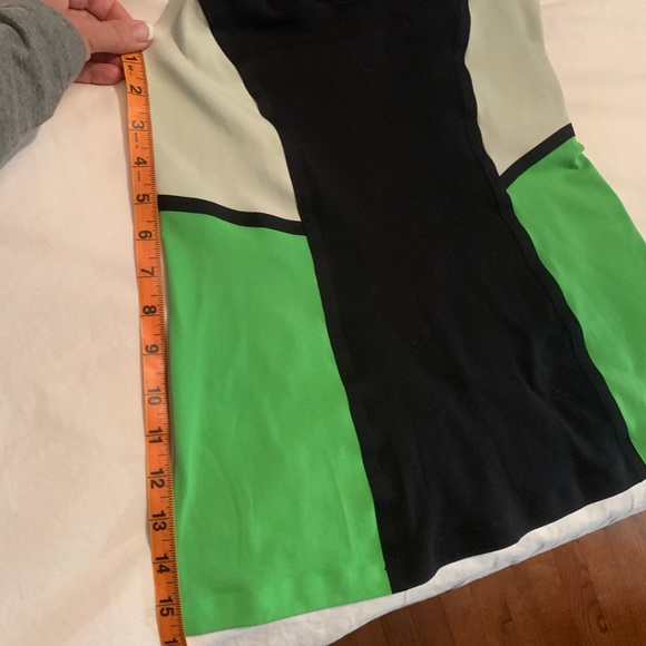 🍋Lululemon Cool Racerback tank top size 6 surf bonded black lime green - Picture 7 of 7